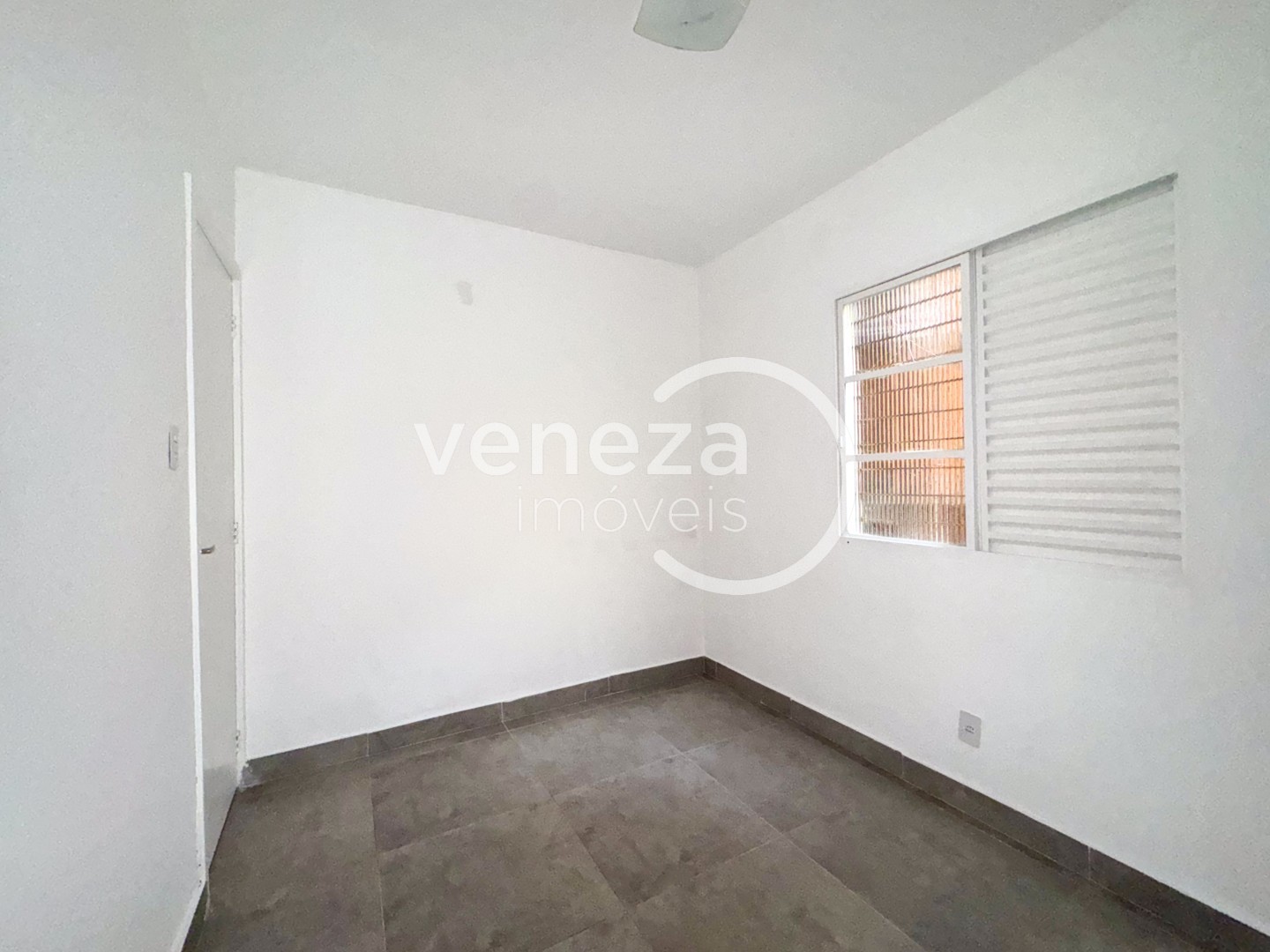 Apartamento para locação no bairro Lima Azevedo de Londrina - Foto 24