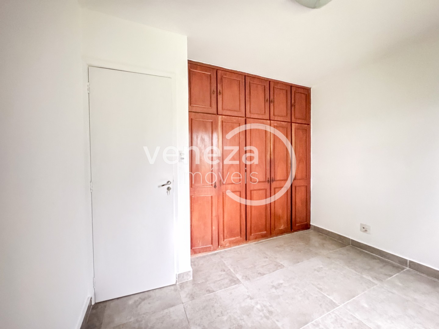 Apartamento para locação no bairro Lima Azevedo de Londrina - Foto 9