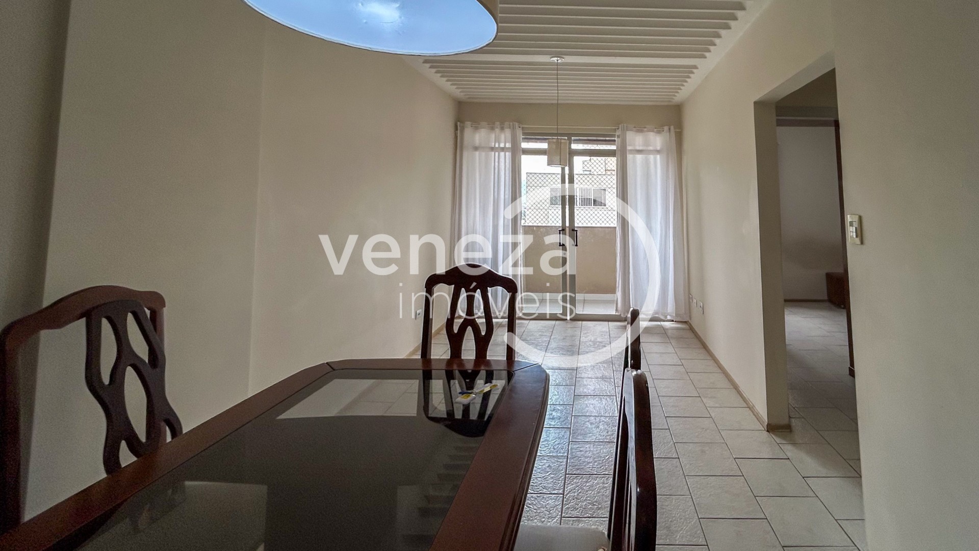 Apartamento para locacao no Centro em Londrina com 111,34m² por R$ 1.700  - Foto 2