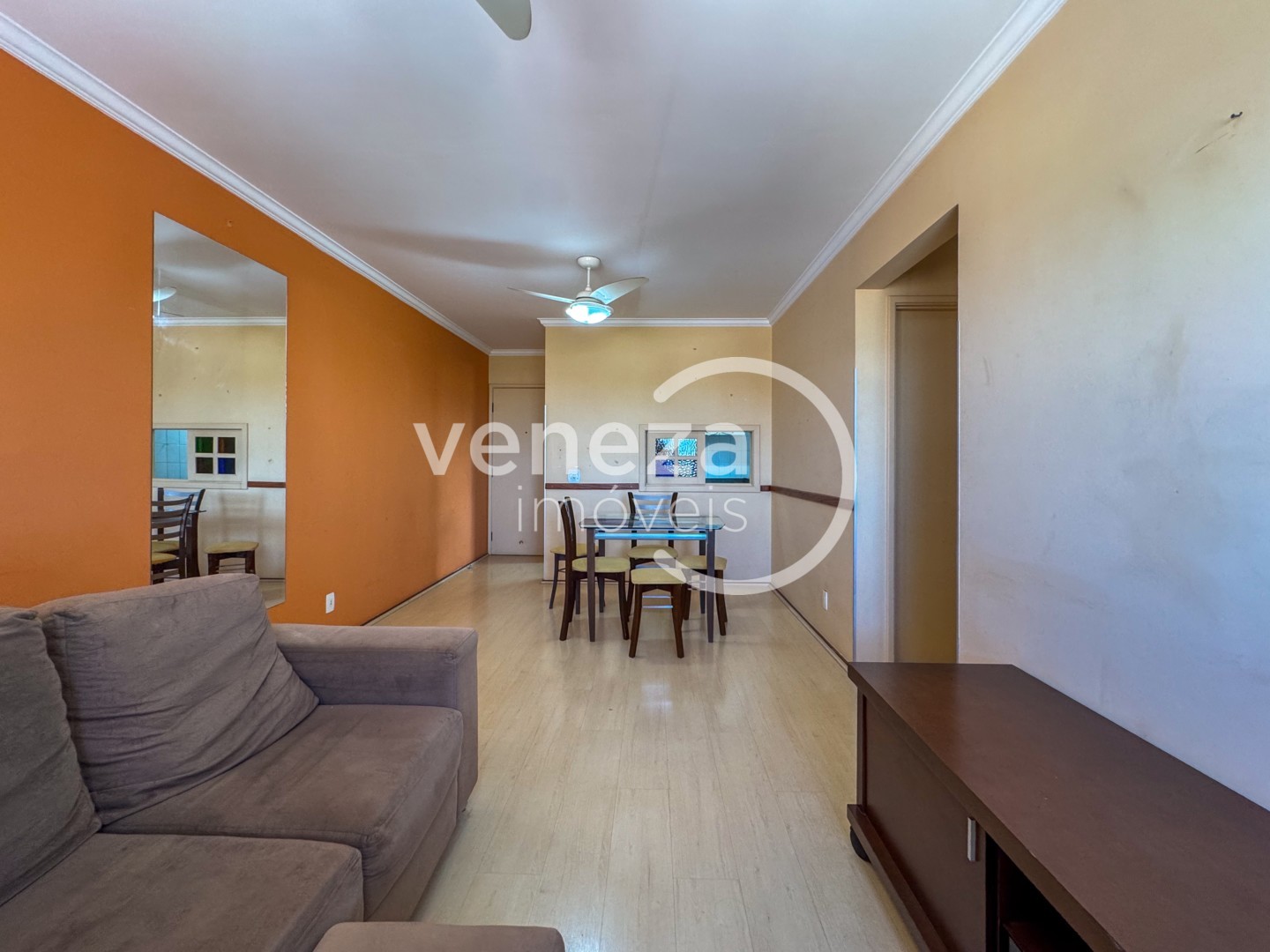 Apartamento para locacao no Jardim America em Londrina com 103,67m² por R$ 1.750