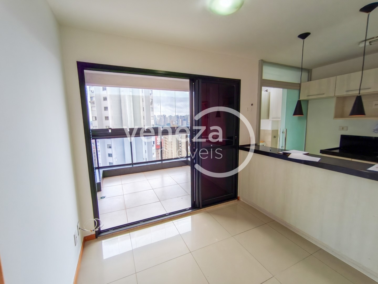 Apartamento para locacao no Centro em Londrina com 88m² por R$ 2.000 - Foto 2
