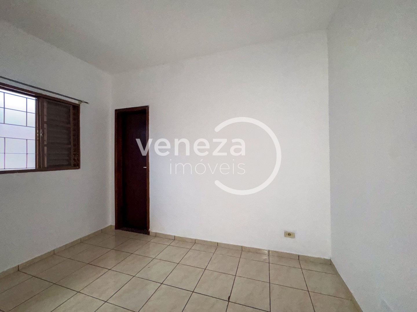 Casa Residencial para locacao no Piza em Londrina com 22m² por R$ 850