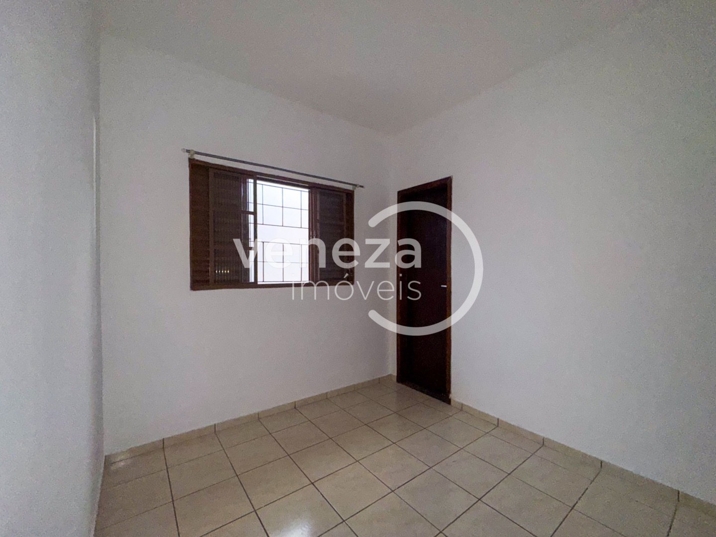 Casa Residencial para locacao no Piza em Londrina com 22m² por R$ 850