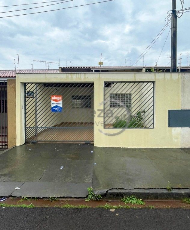 Casa Residencial para locacao no Piza em Londrina com 110m² por R$ 2.200,00