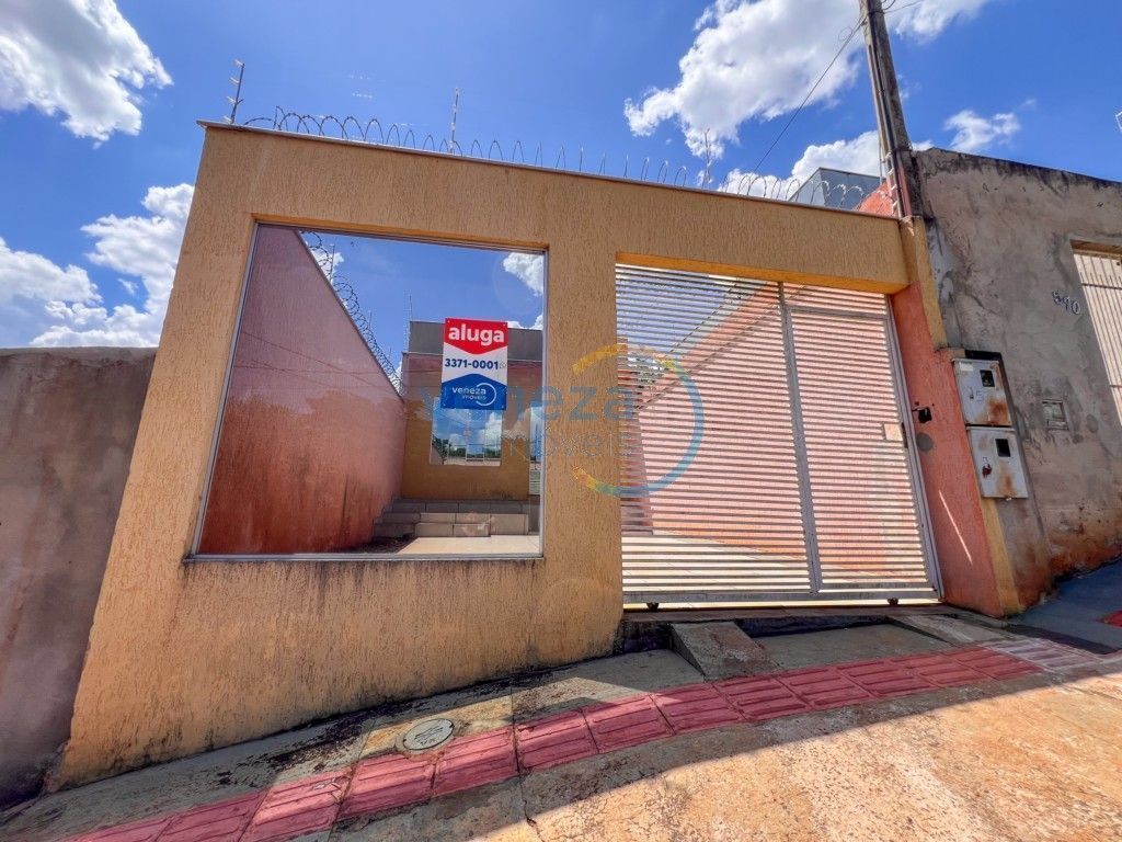 Casa Residencial para locacao no Columbia em Londrina com 93,5m² por R$ 1.500