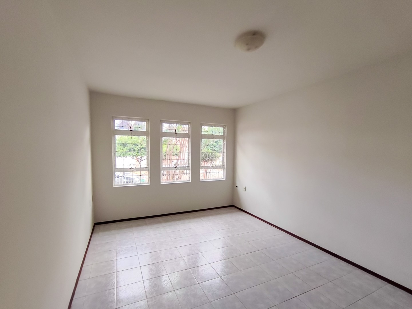Casa para alugar em Lago Parque, Londrina — Portal Chave Fácil