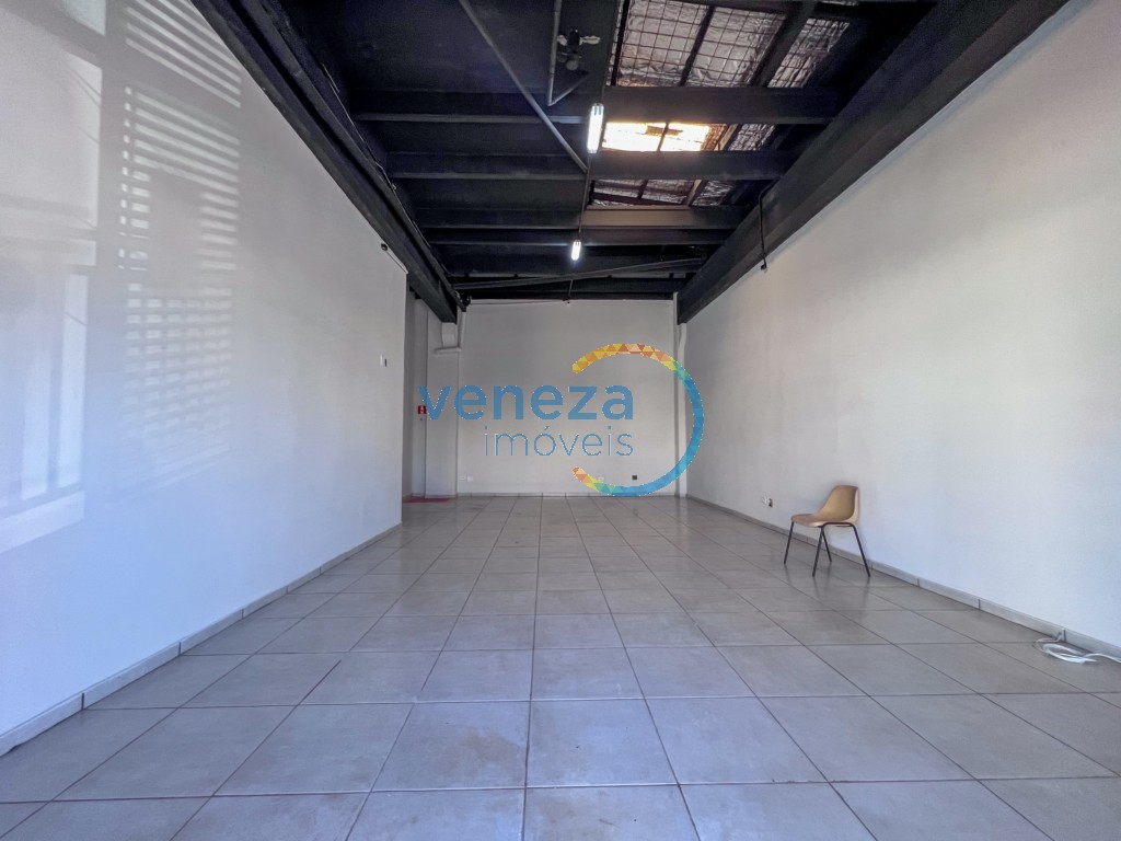 Salão-loja para locação no bairro Centro de Londrina - Foto 4