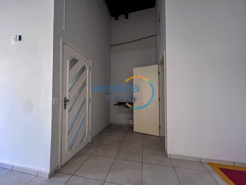 Salão-loja para locação no bairro Centro de Londrina - Foto 6