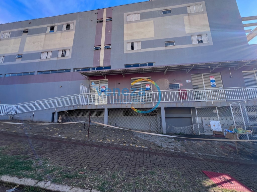 Salão-loja para locação no bairro Centro de Londrina - Foto 23