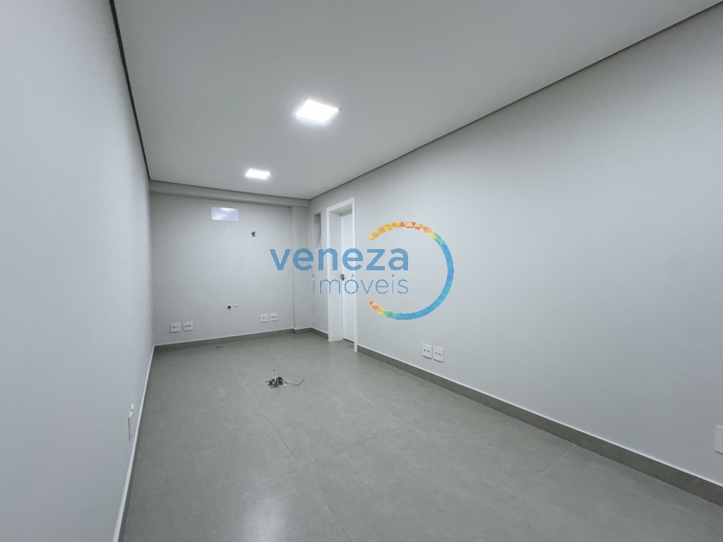 Casa Comercial para locação no bairro Centro de Londrina - Foto 13