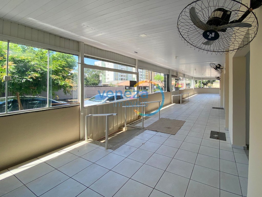 Salão-loja para locacao no Vitoria em Londrina com 220,62m² por R$ 4.000,00  - Foto 2