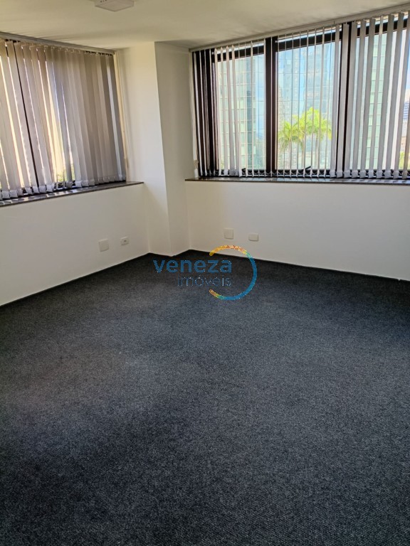 Sala para locação no bairro Centro de Londrina com 80m<sup>2</sup> útil, 1 vaga de garagem