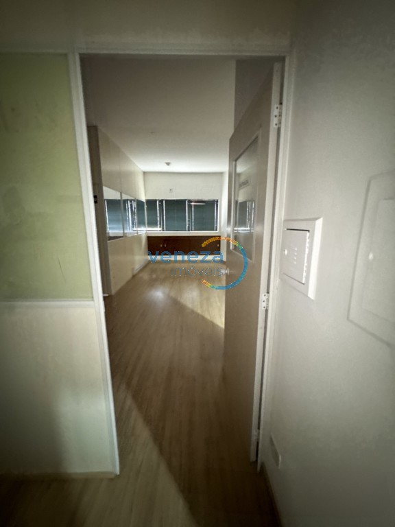 Sala para locacao no Centro em Londrina com 110m² por R$ 1.562,50