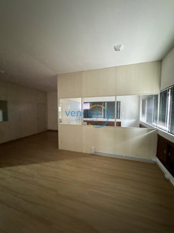 Sala para locacao no Centro em Londrina com 110m² por R$ 1.562,50