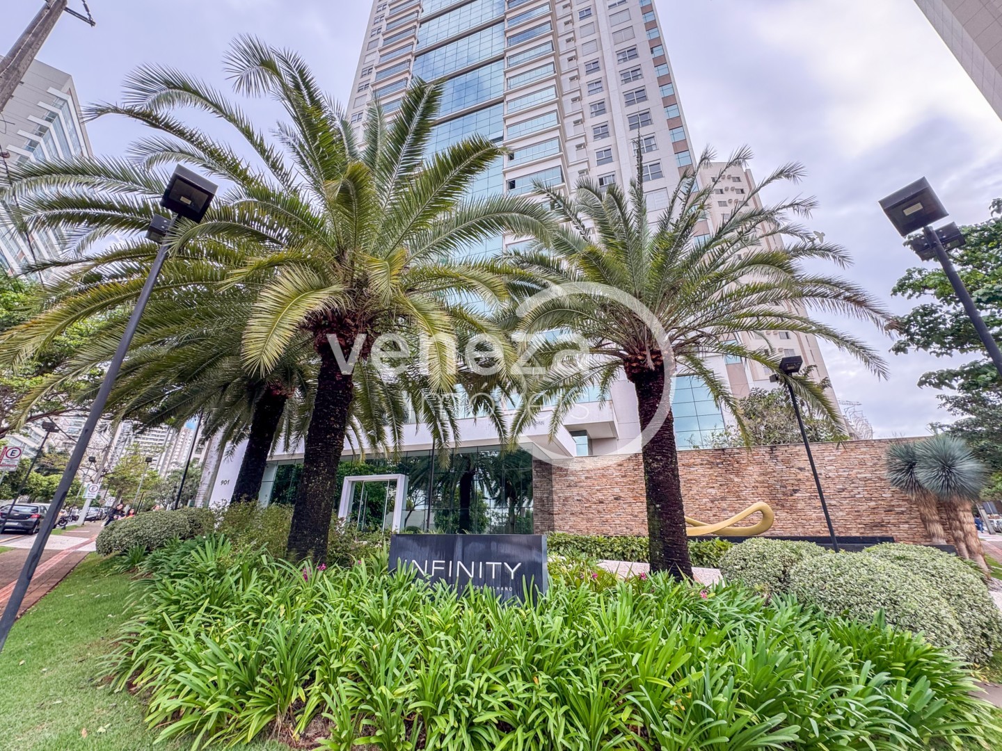 Apartamento para locacao no Gleba Palhano em Londrina com 387m² por R$ 15.500 - Foto 1