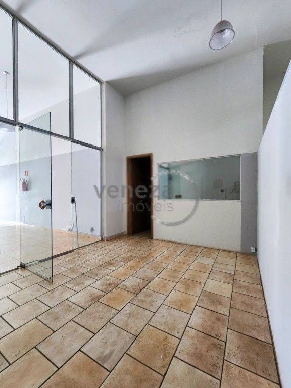 Barracão_salão_loja para locacao no Centro em Londrina com 84m² por R$ 3.883,75
