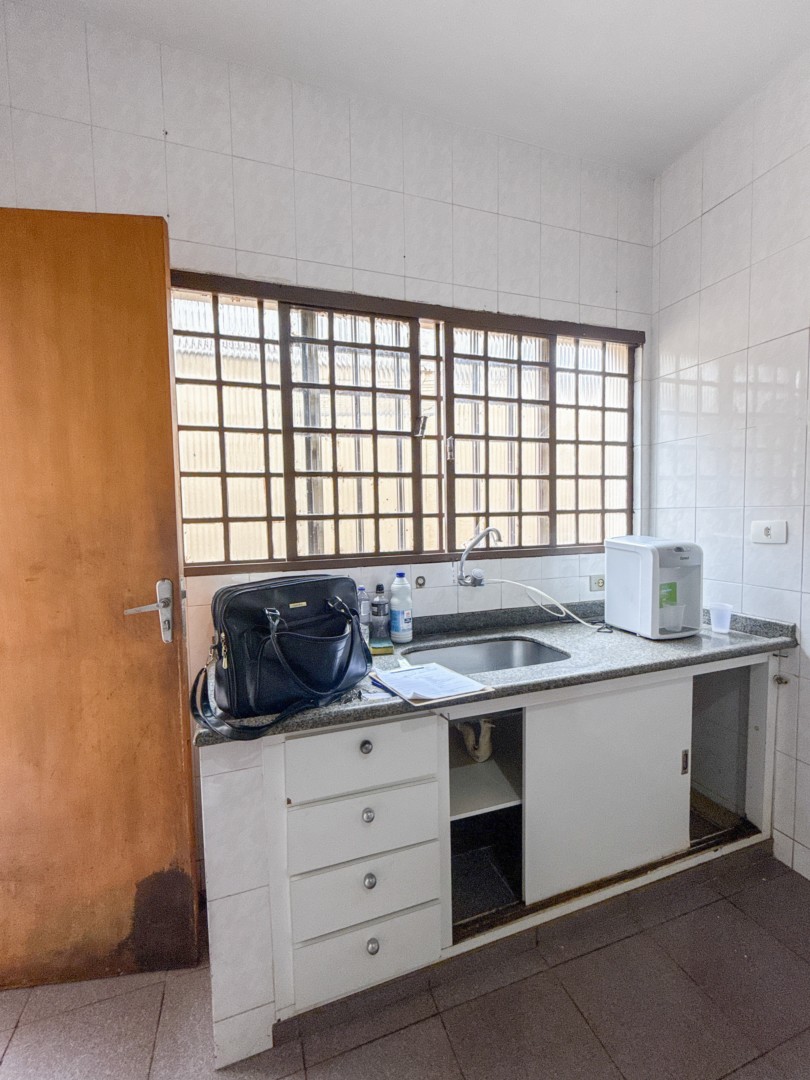 Casa Residencial para locação no bairro Alpes de Londrina - Foto 9