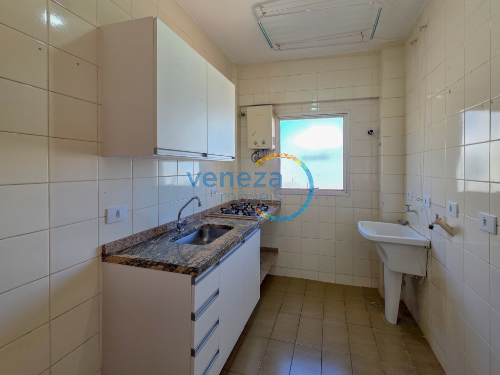 Apartamento para locação no bairro Ipiranga de Londrina com 55m<sup>2</sup> útil, 1 quarto, 1 vaga de garagem