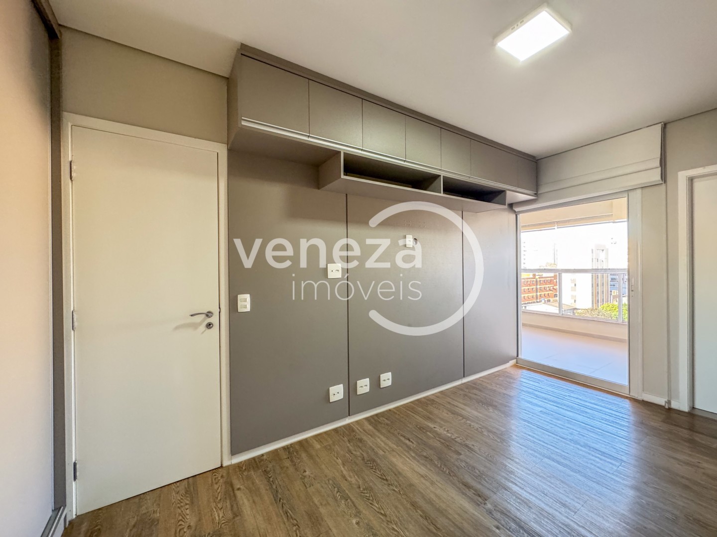 Apartamento para locação no bairro Vila Larsen 1 de Londrina - Foto 14