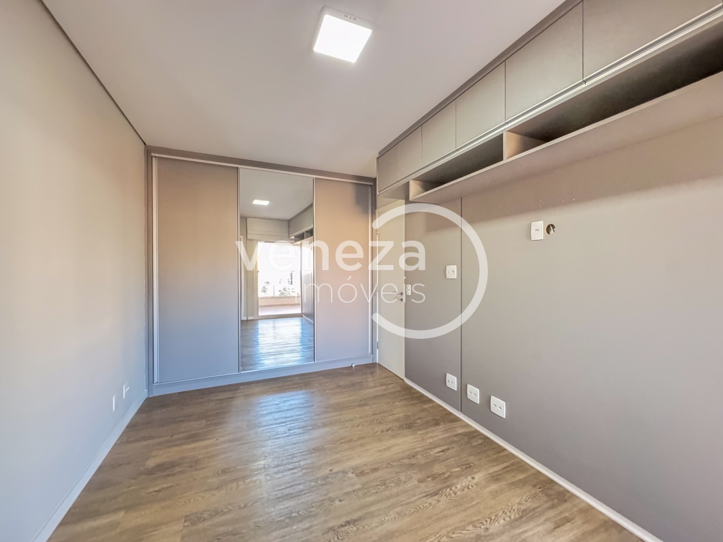 Apartamento para locação no bairro Vila Larsen 1 de Londrina - Foto 13