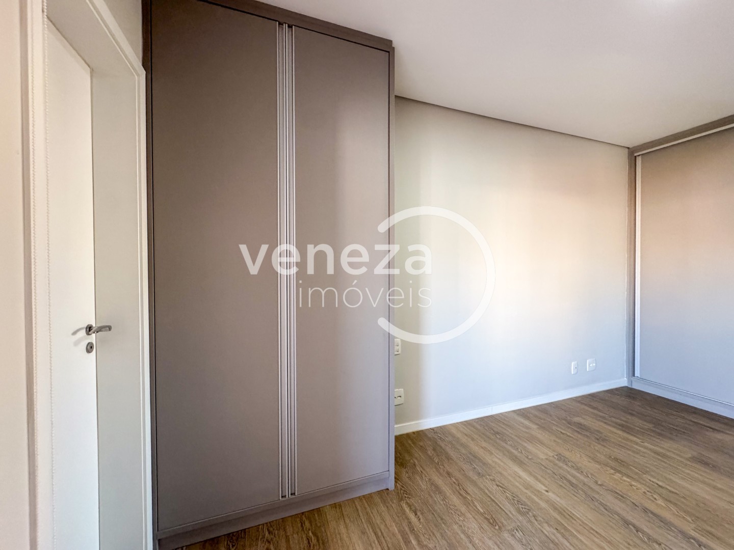 Apartamento para locação no bairro Vila Larsen 1 de Londrina - Foto 17