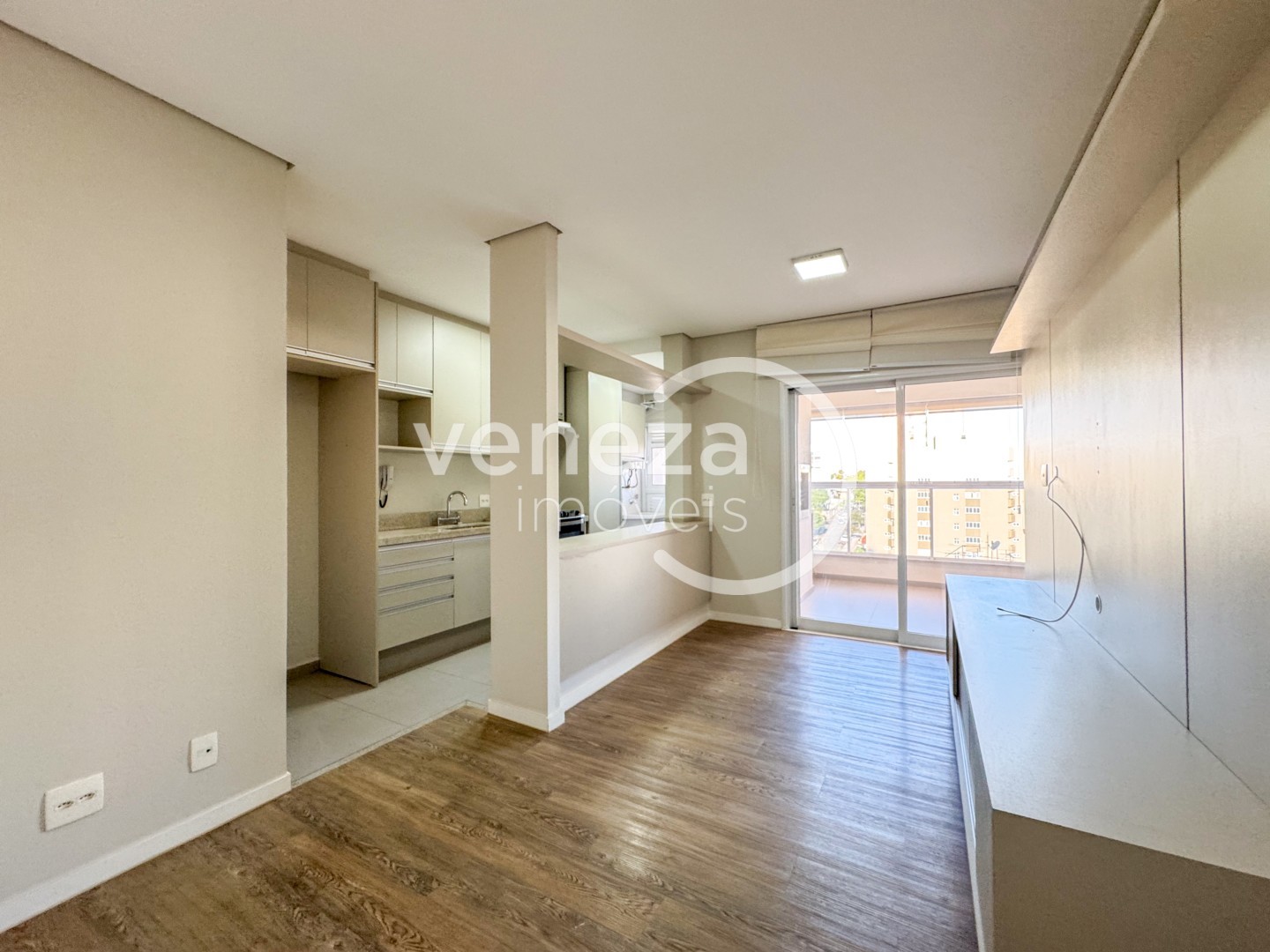 Apartamento para locação no bairro Vila Larsen 1 de Londrina - Foto 5