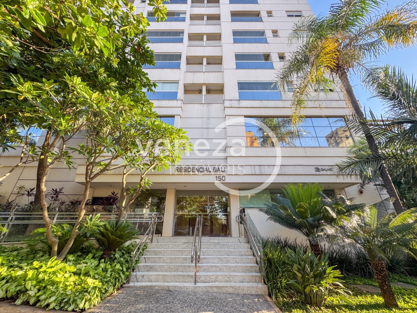 Apartamento para locacao no Vila Larsen 1 em Londrina com 139,57m² por R$ 2.700 - Foto 1
