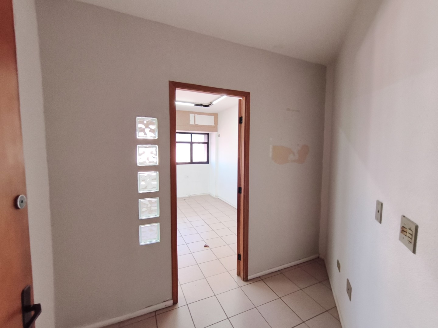 Sala para locação no bairro Vitoria de Londrina - Foto 10