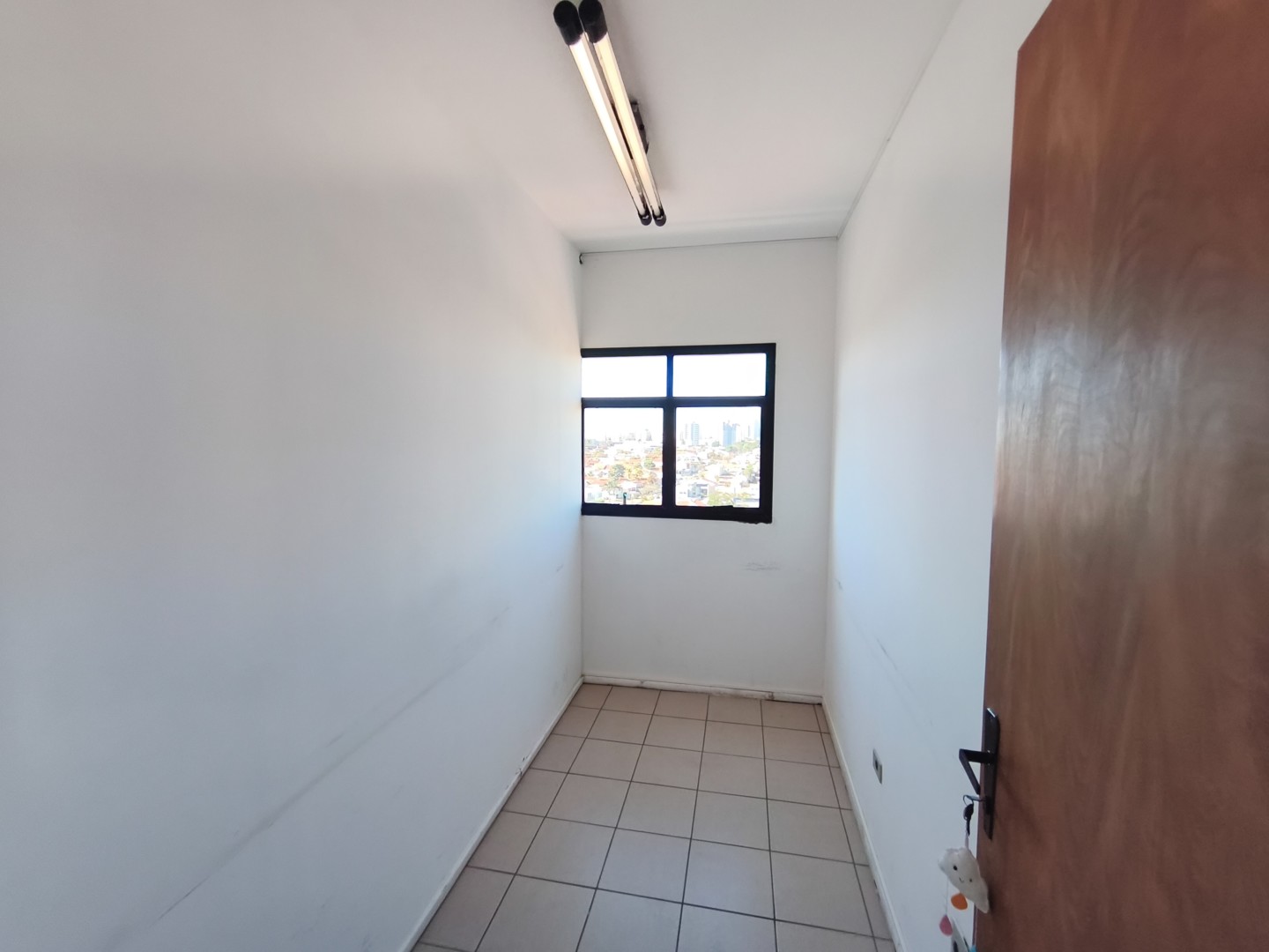 Sala para locação no bairro Vitoria de Londrina - Foto 11
