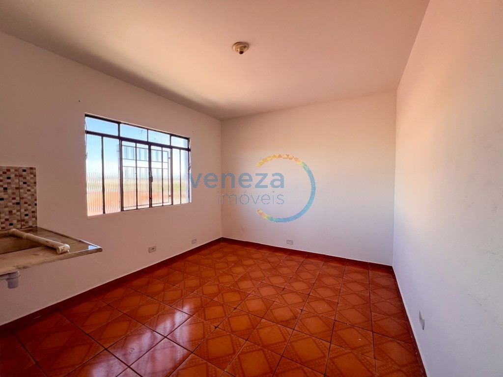 Apartamento para locacao no Fraternidade em Londrina com 40m² por R$
                                                                                                                                                                                            620,00                                                                                            