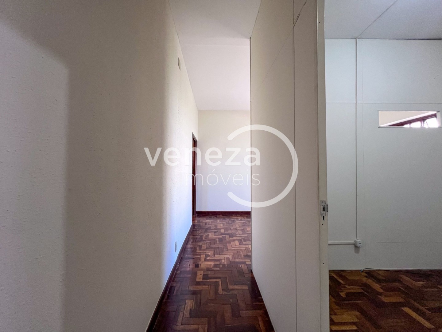 Apartamento para locacao no Centro em Londrina com 70m² por R$ 1.500