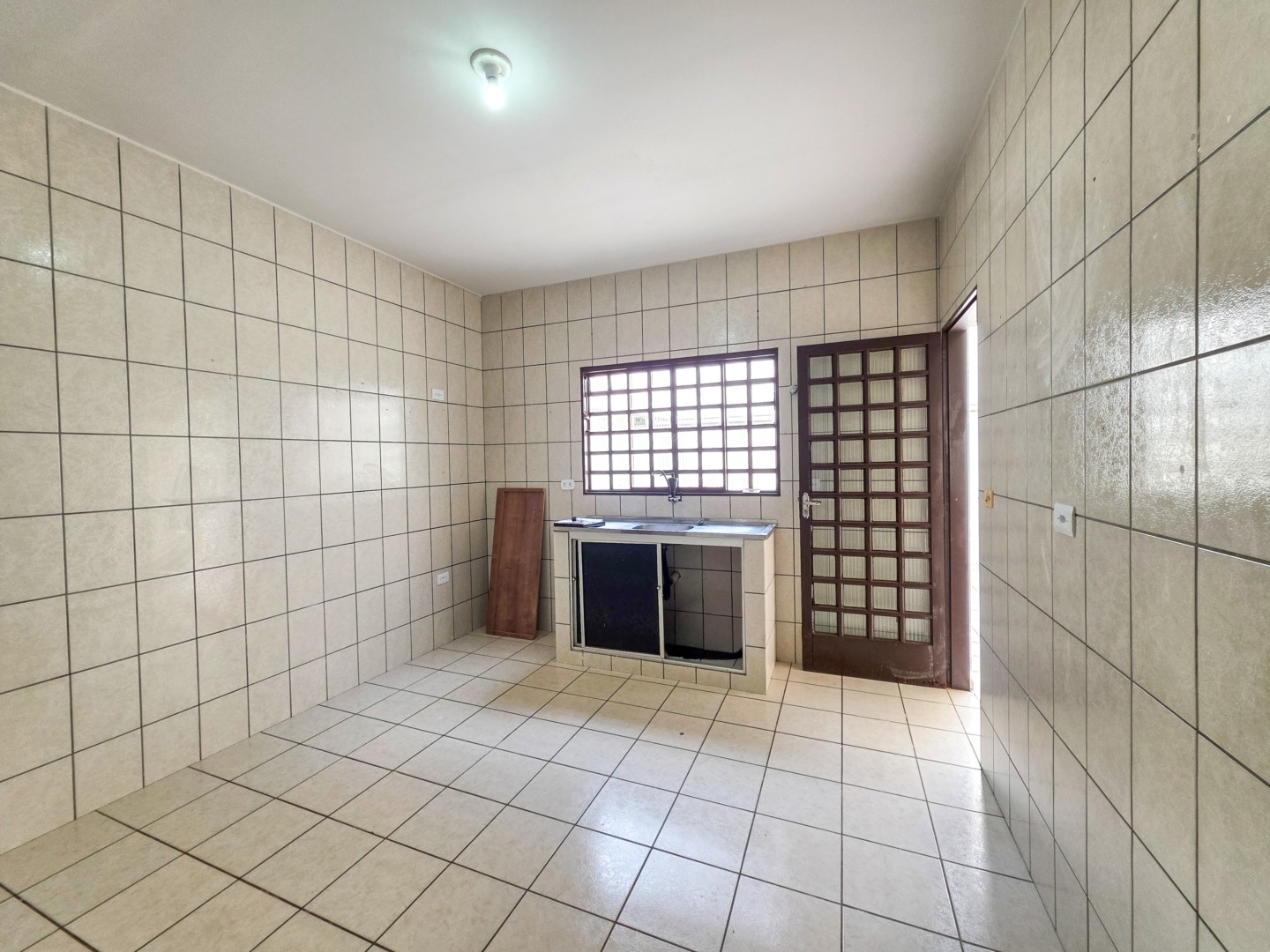 Casa Residencial para locação no bairro Piza de Londrina - Foto 16