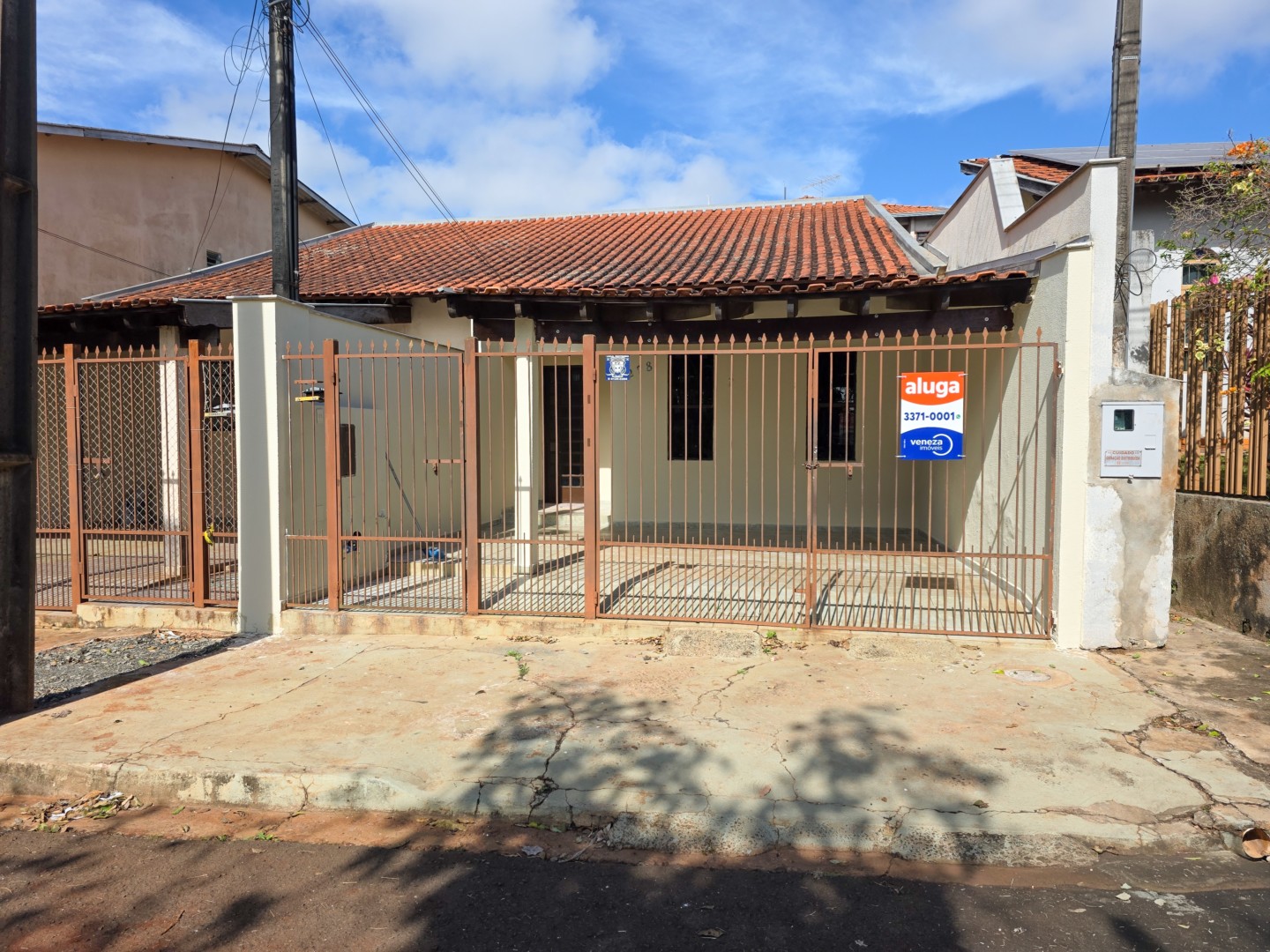 Casa para alugar em Piza, Londrina — Portal Chave Fácil