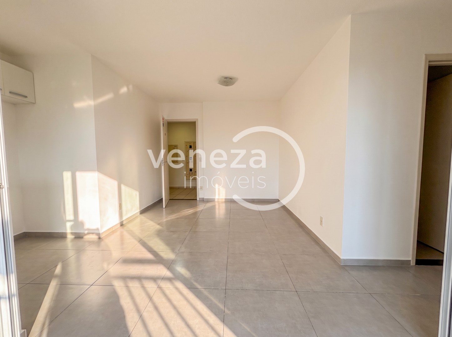 Apartamento para locação no bairro Aurora de Londrina - Foto 5