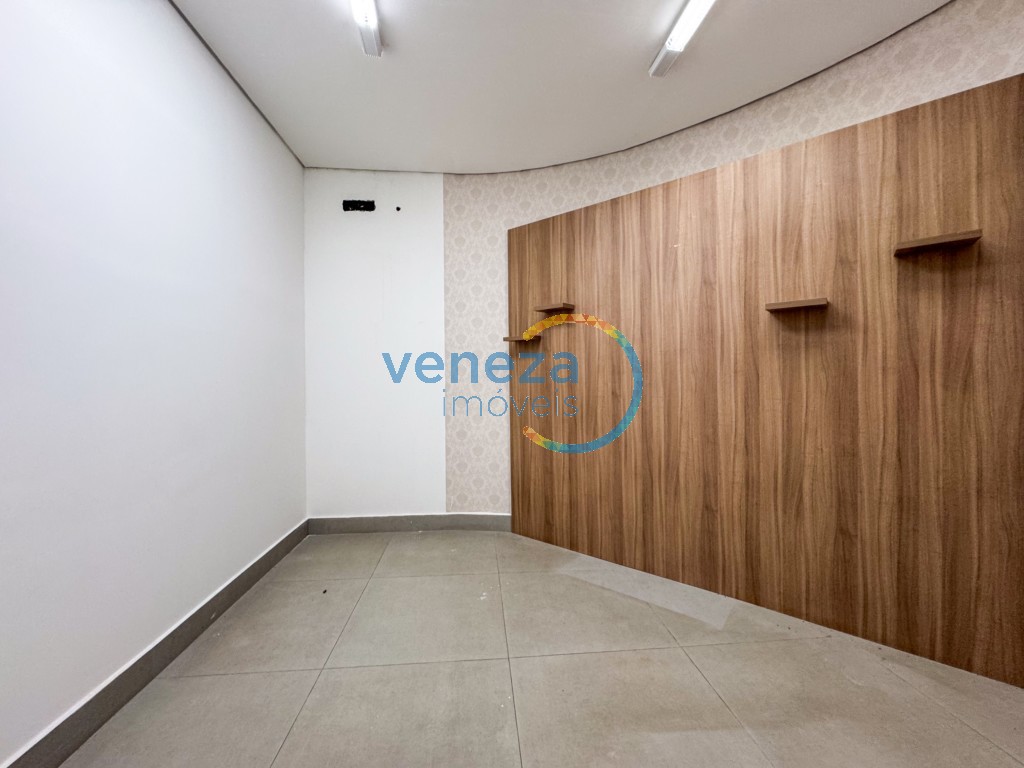 Salão-loja para locação no bairro Centro de Londrina - Foto 15