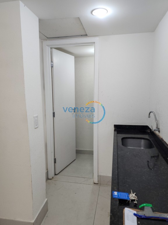 Salão-loja para locação no bairro Centro de Londrina - Foto 18