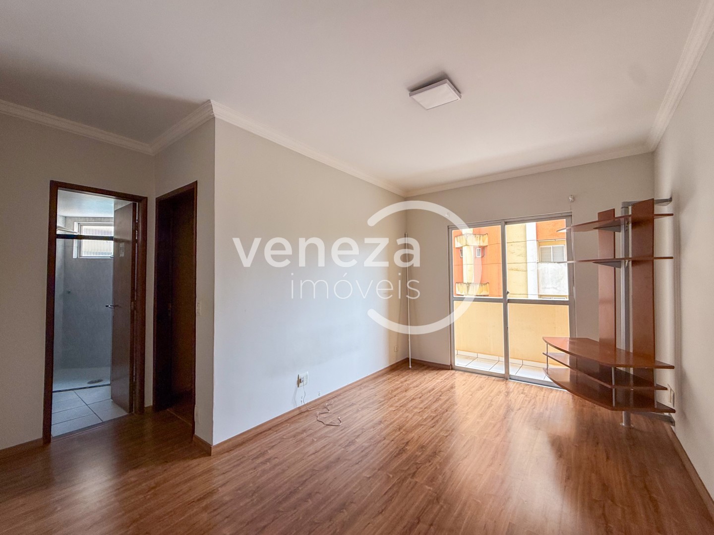 Apartamento para locacao no Centro em Londrina com 66,09m² por R$ 1.490  - Foto 2