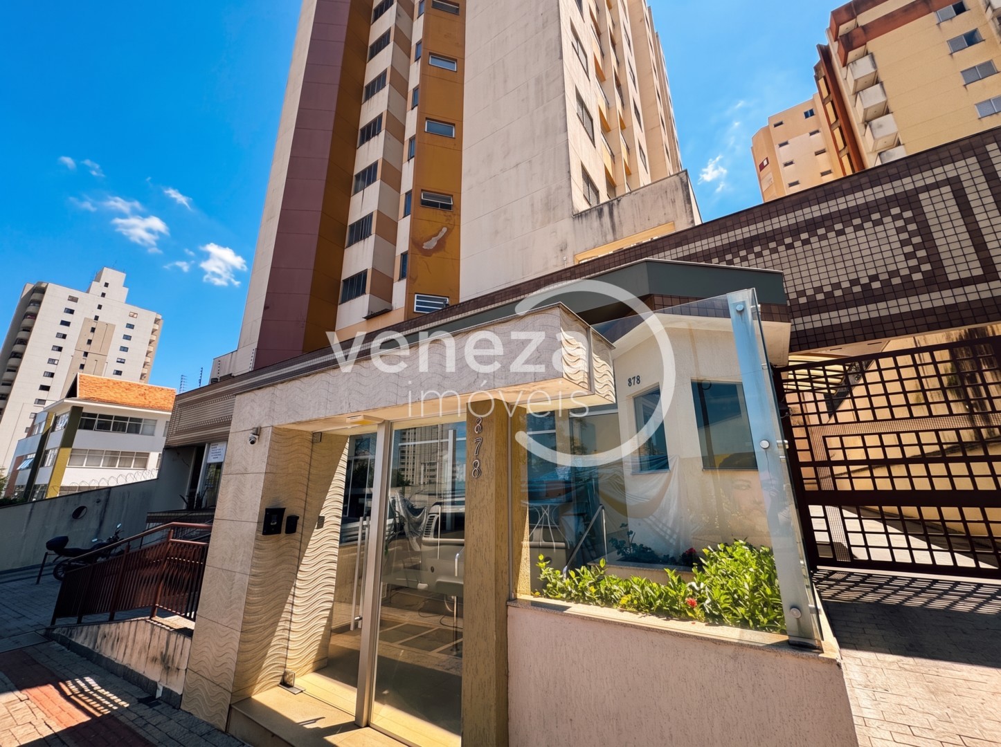 Apartamento para locacao no Centro em Londrina com 66,09m² por R$ 1.490  - Foto 1