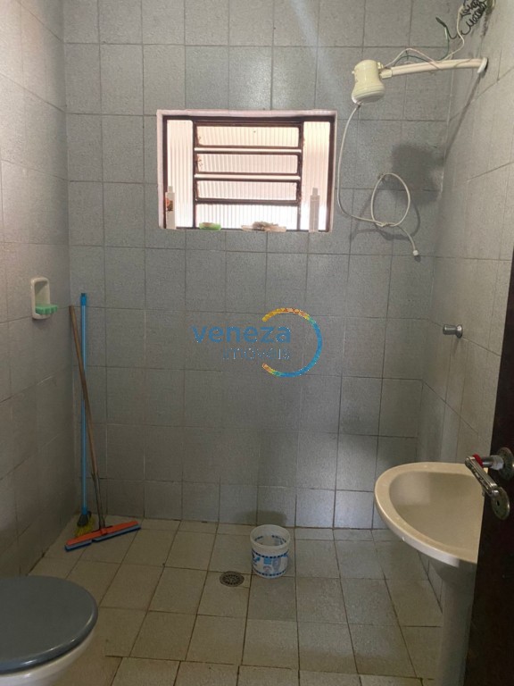 Casa Residencial para venda no bairro Centro de Londrina - Foto 14