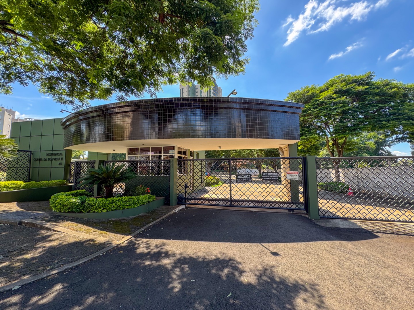 Apartamento para locacao no Claudia em Londrina com 115,63m² por R$ 2.400 - Foto 1