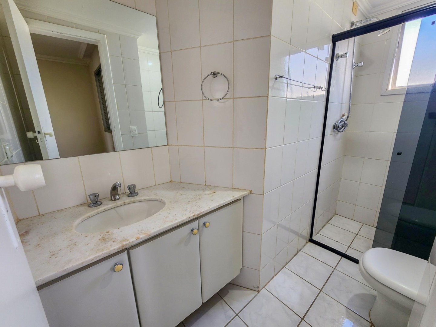 Apartamento para locação no bairro Claudia de Londrina - Foto 7