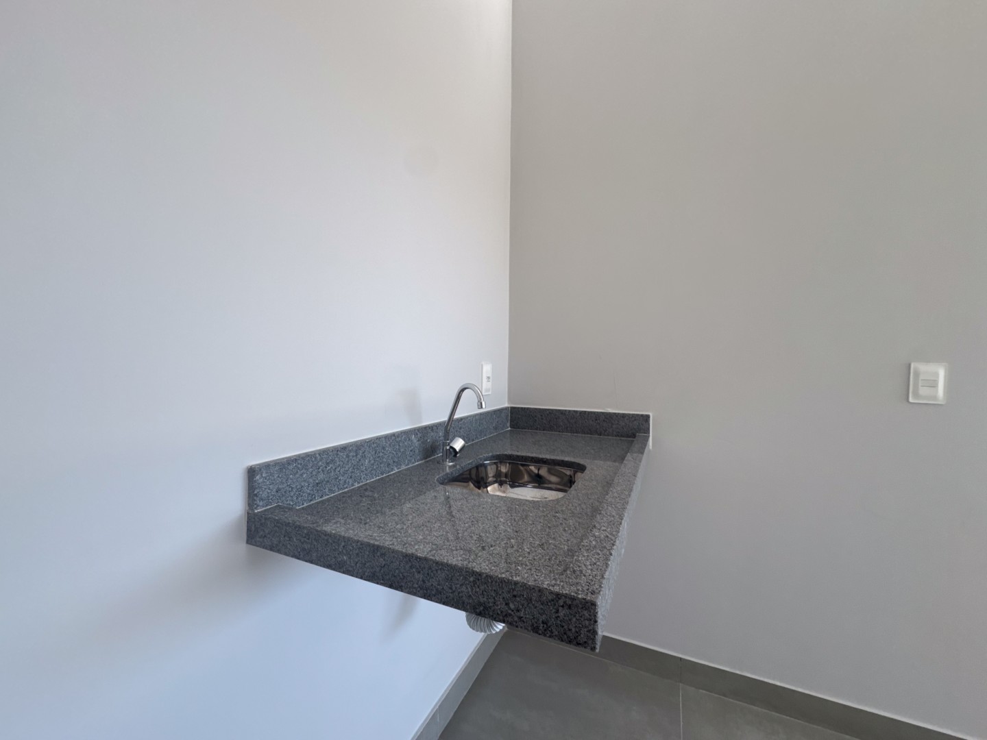 Sala para locação no bairro Igapo de Londrina - Foto 18