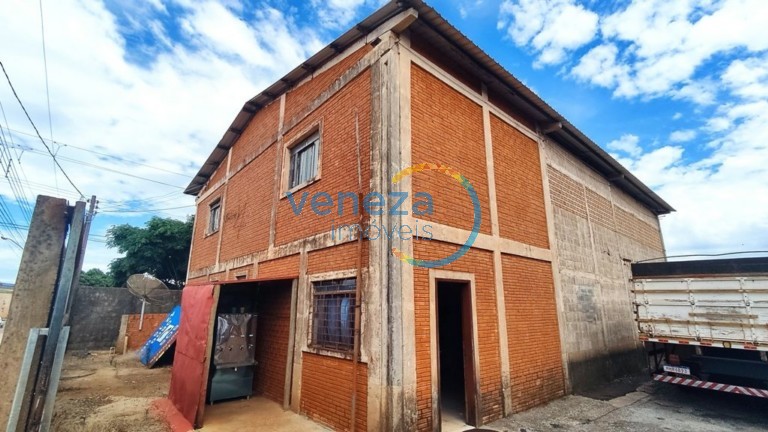 Barracão/Galpão à venda em Parque Industrial Anibal, Mauá da Serra — Portal Chave Fácil