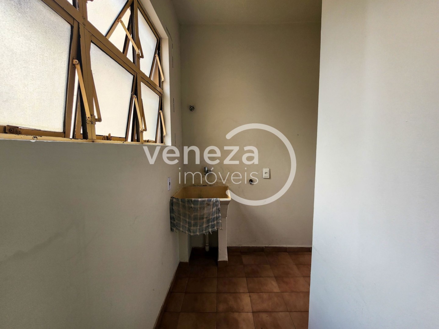 Apartamento para locação no bairro Amaro de Londrina - Foto 8