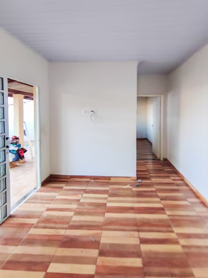Casa Residencial para locacao no Ouro Branco em Londrina com 35m² por R$ 1.100