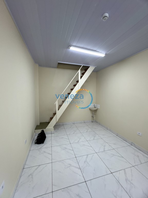 Salão-loja para locação no bairro Centro de Londrina - Foto 5
