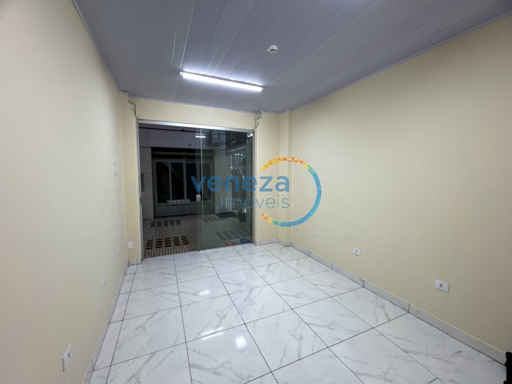 Salão-loja para locação no bairro Centro de Londrina - Foto 9