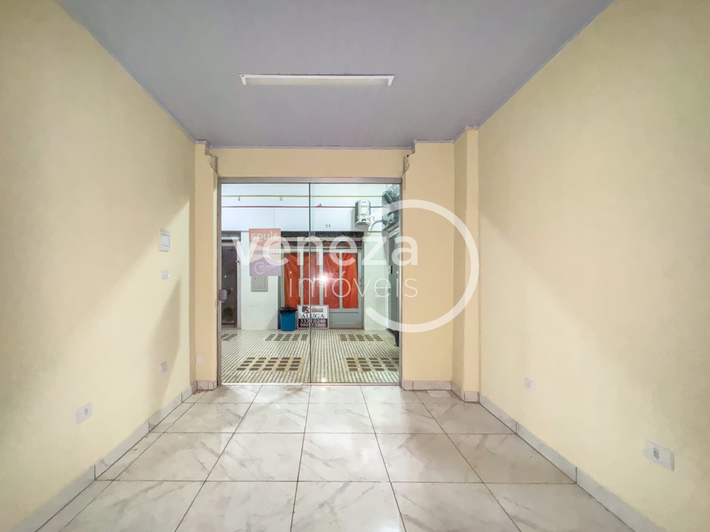 Salão-loja para locacao no Centro em Londrina com 29,04m² por R$ 480  - Foto 3