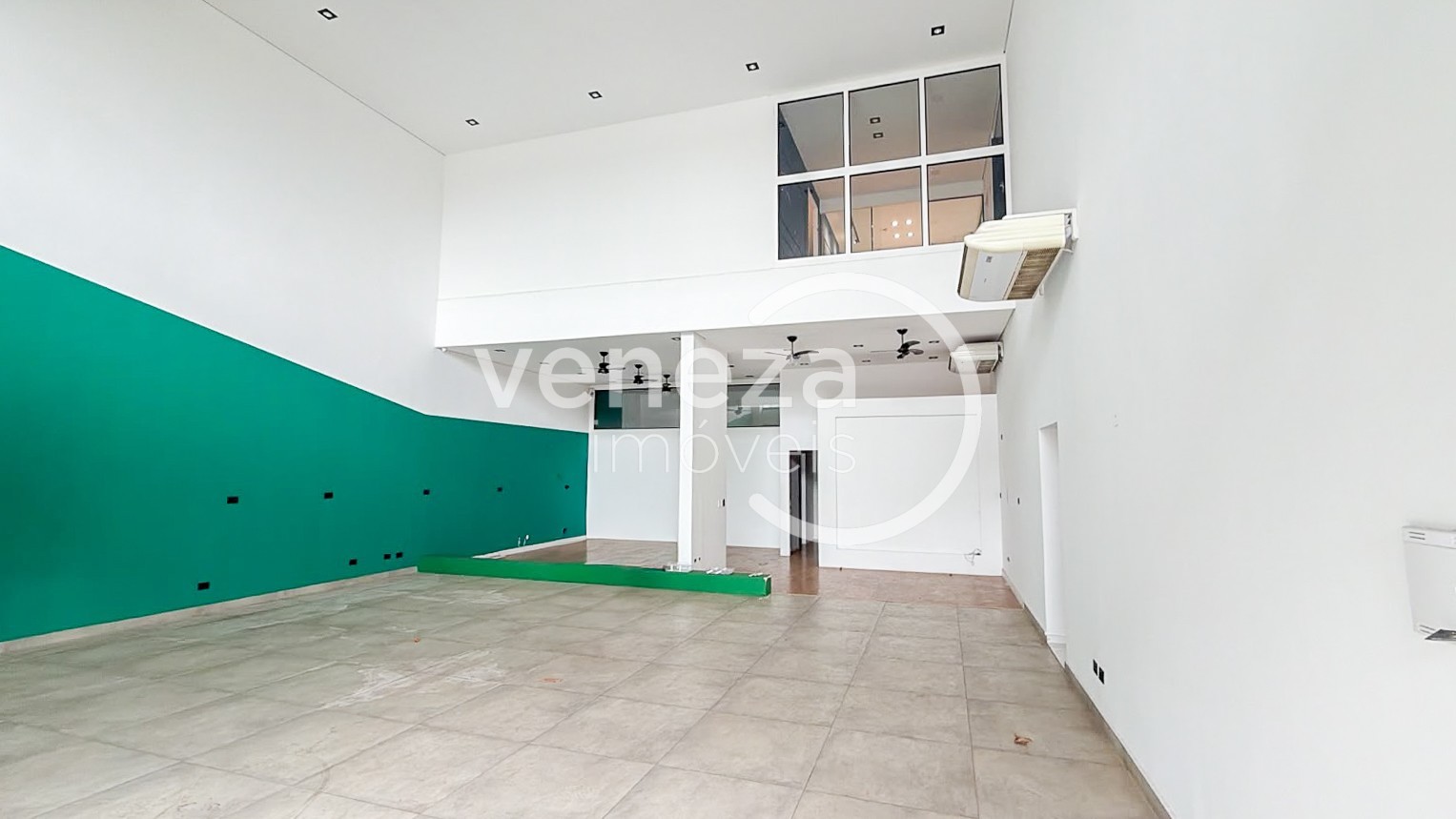 Galpão/Depósito/Armazém para alugar em Vitoria, Londrina — Portal Chave Fácil