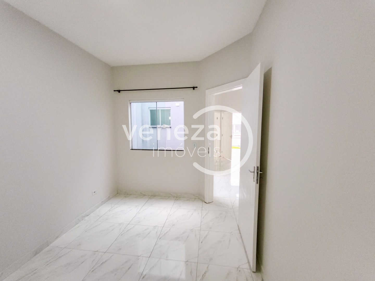 Casa Residencial para locação no bairro Jardim Moema de Londrina - Foto 5